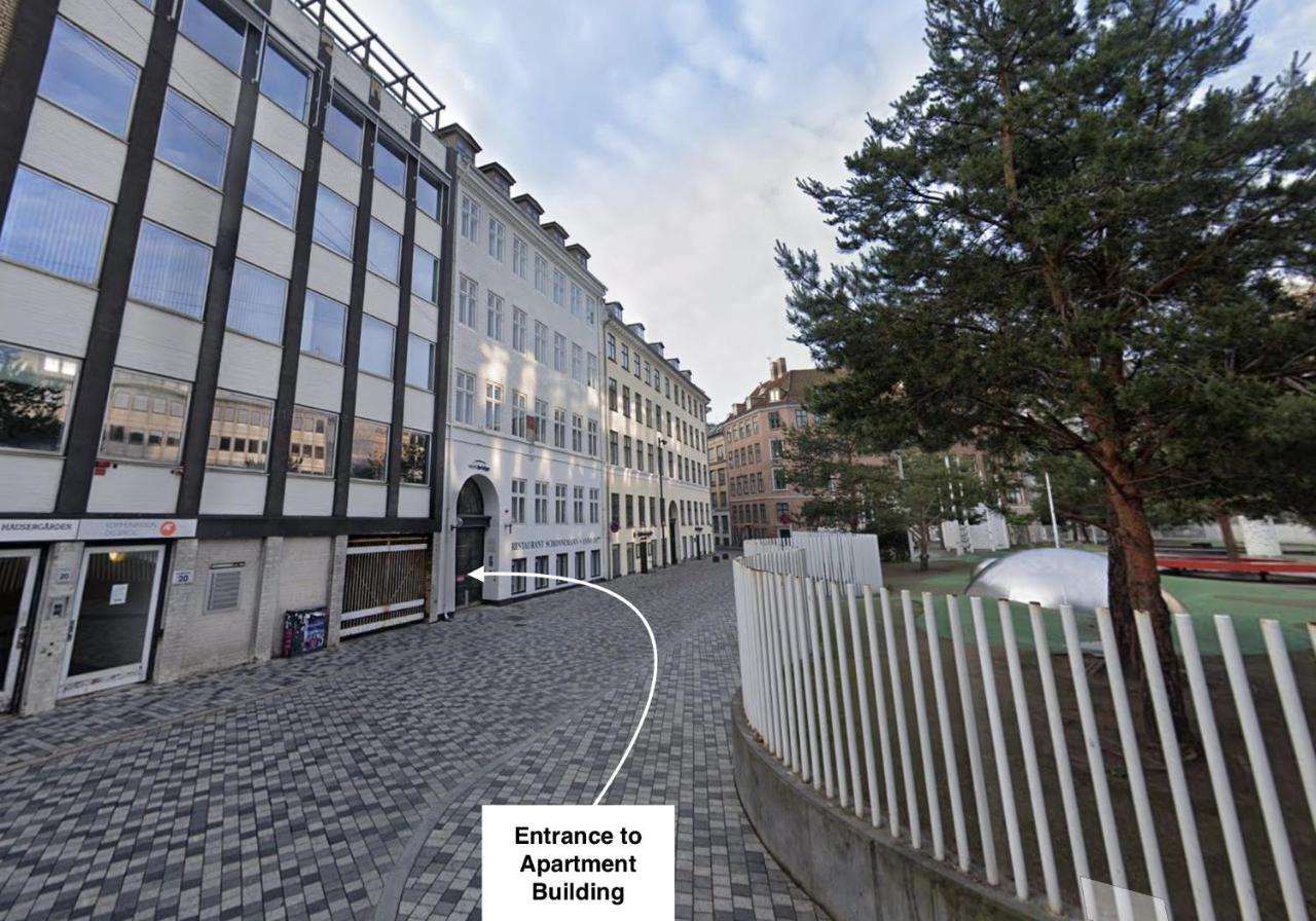 Stylish Spacious W 3br In København