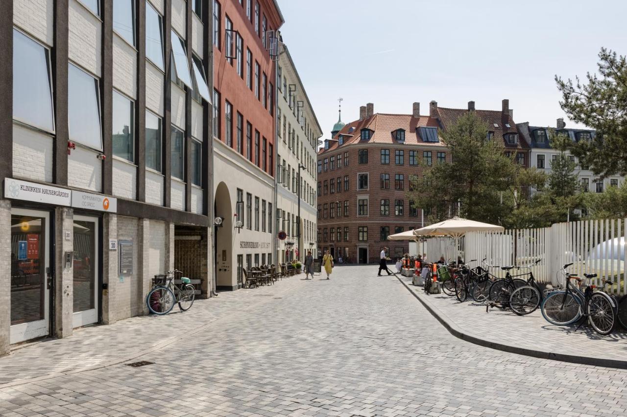 Stylish Spacious W 3br In København