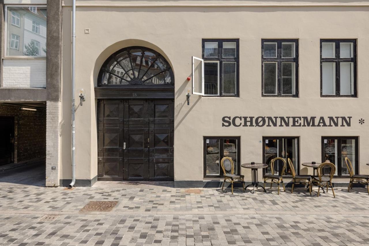 Lejlighed Stylish Spacious W 3br In København